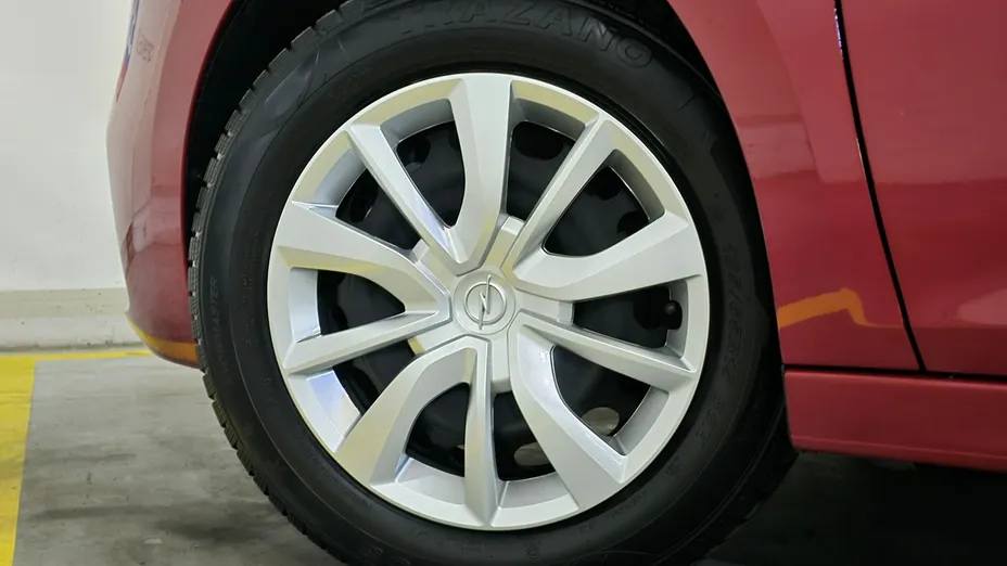 OPEL Corsa -