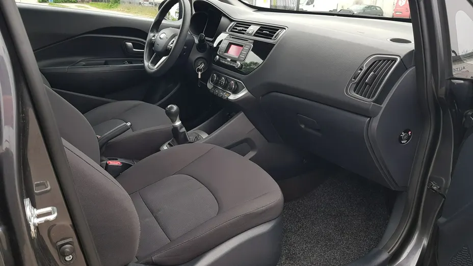 KIA Rio -
