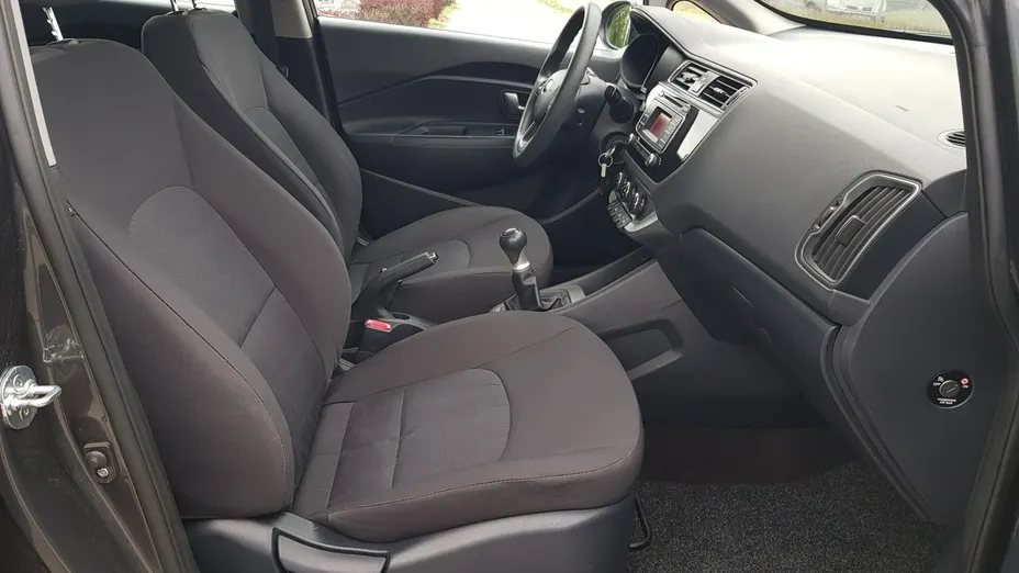 KIA Rio -