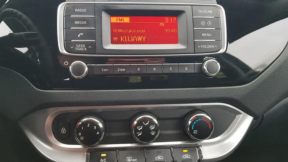 KIA Rio -