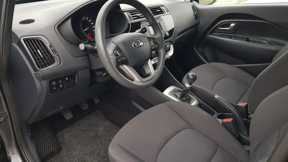 KIA Rio -