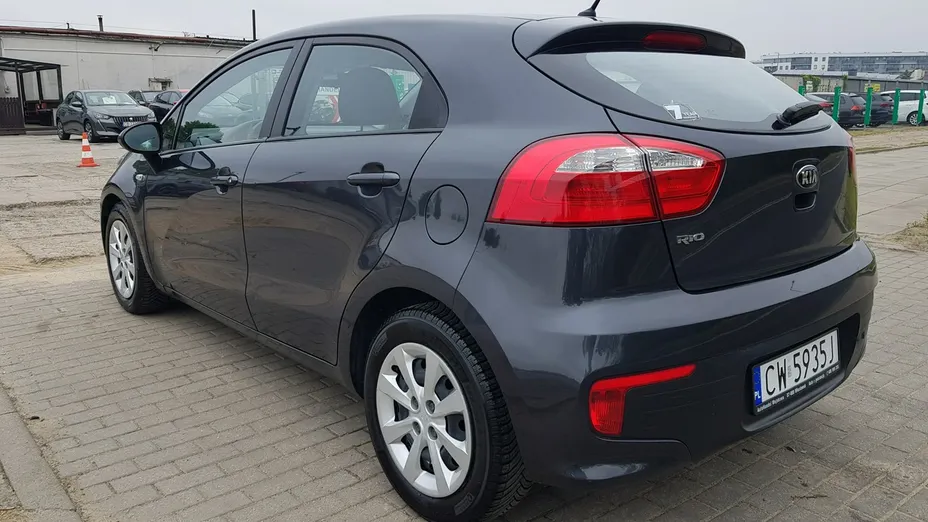 KIA Rio -
