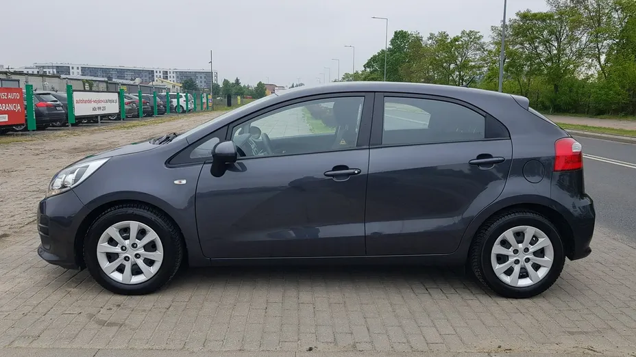 KIA Rio -