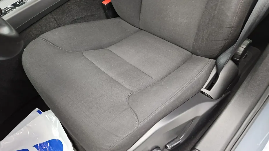 VOLVO V60 -