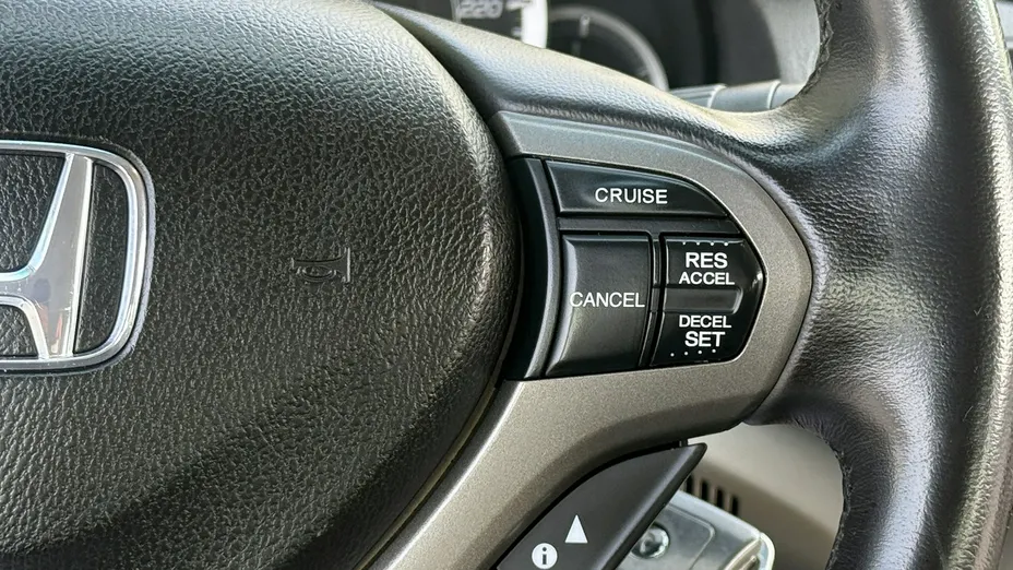HONDA Accord -