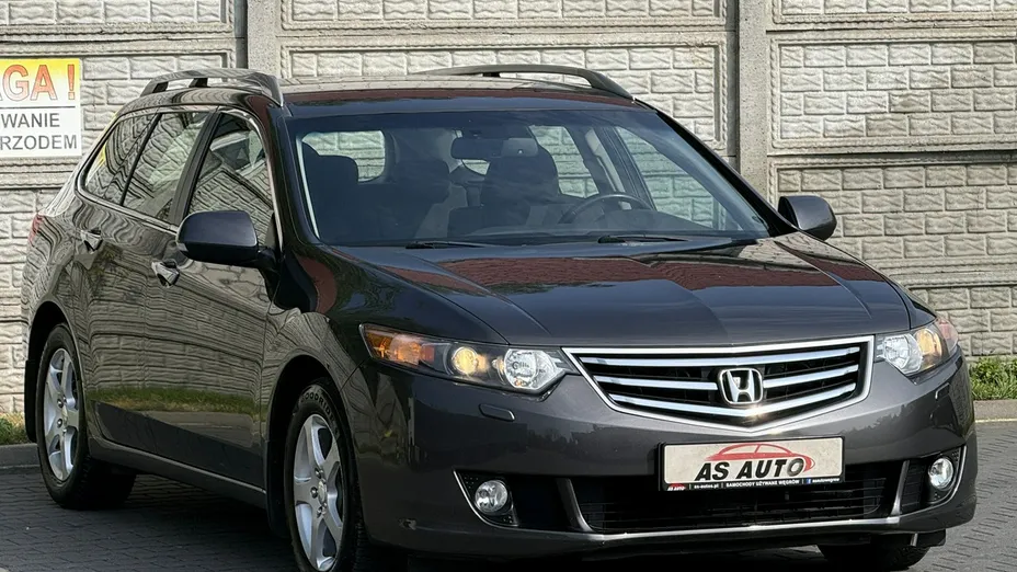 HONDA Accord -
