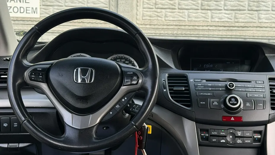 HONDA Accord -