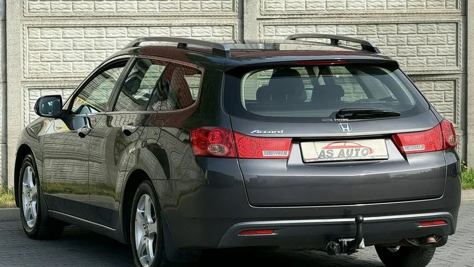 HONDA Accord -