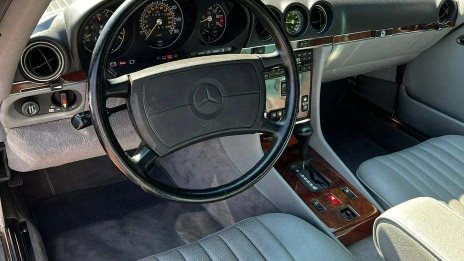MERCEDES-BENZ SL -