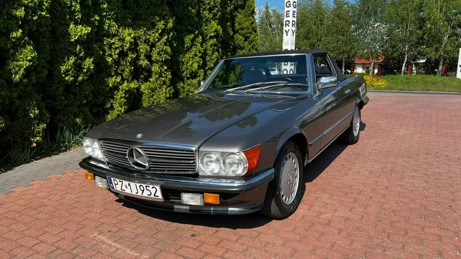 MERCEDES-BENZ SL -