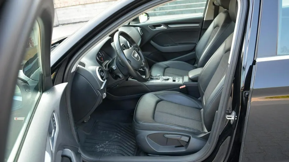 AUDI A3 -