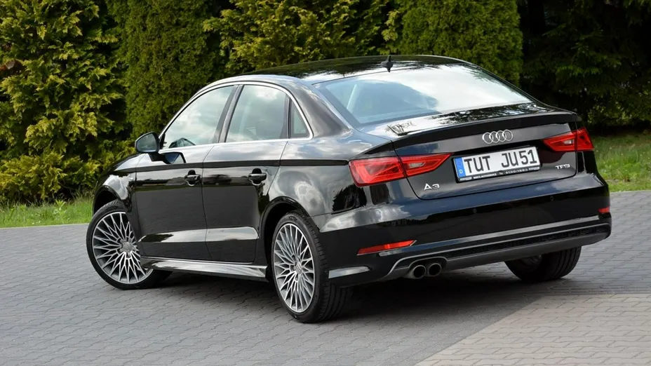 AUDI A3 -
