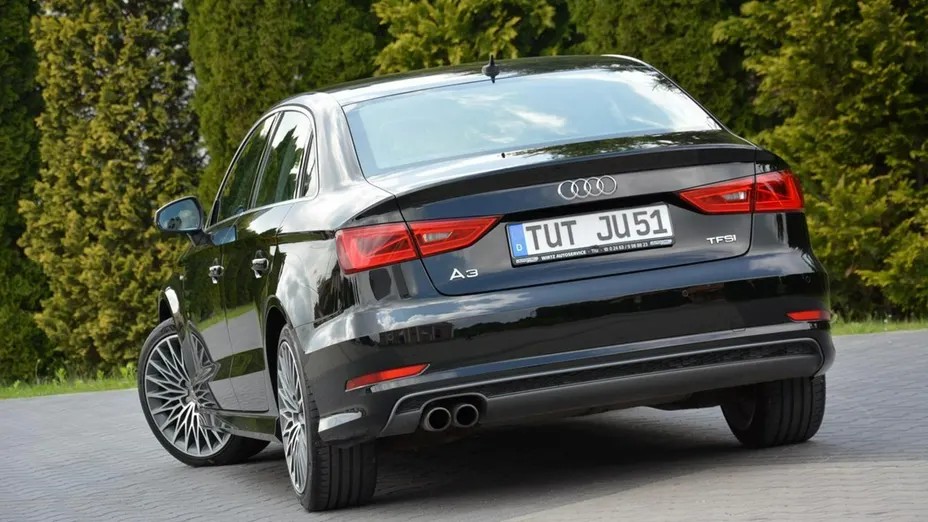 AUDI A3 -
