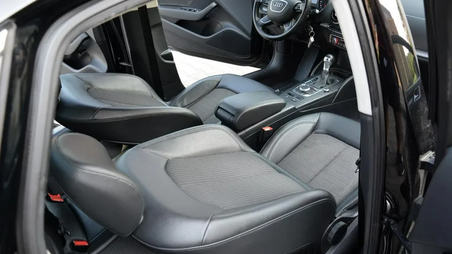 AUDI A3 -
