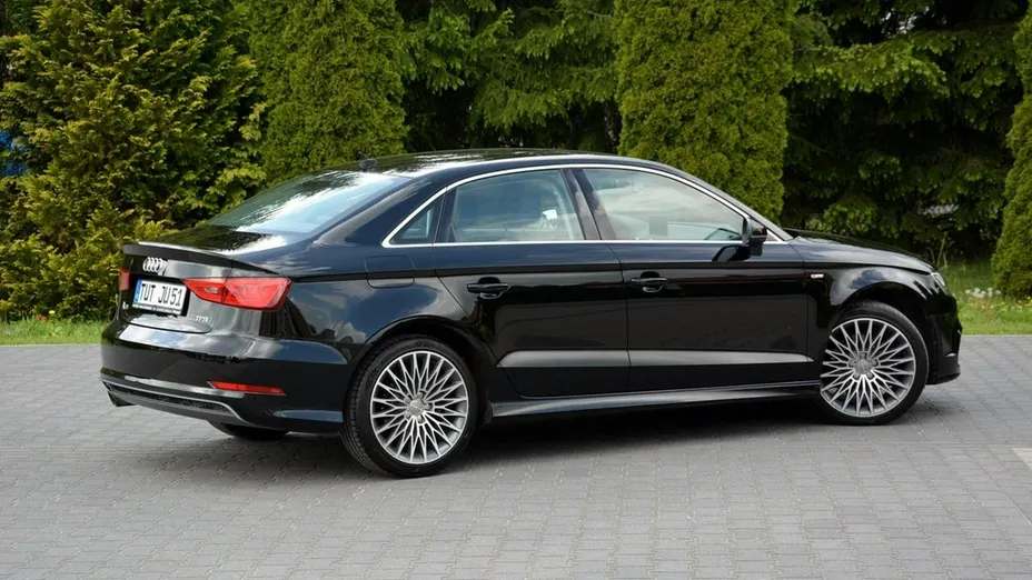 AUDI A3 -