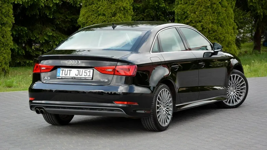 AUDI A3 -