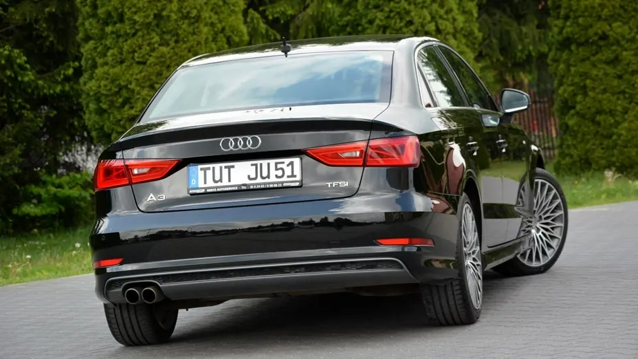 AUDI A3 -
