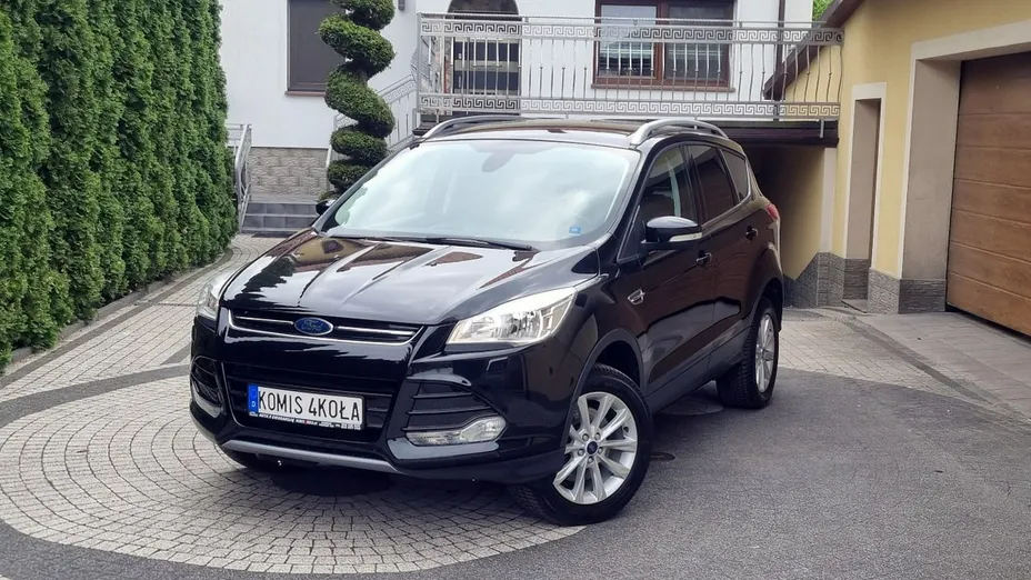 FORD Kuga -