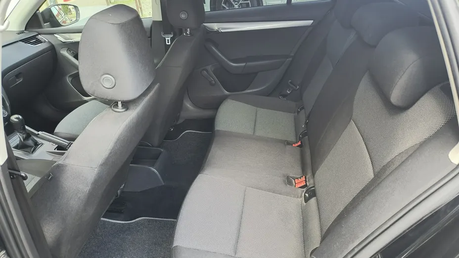 SKODA Octavia -