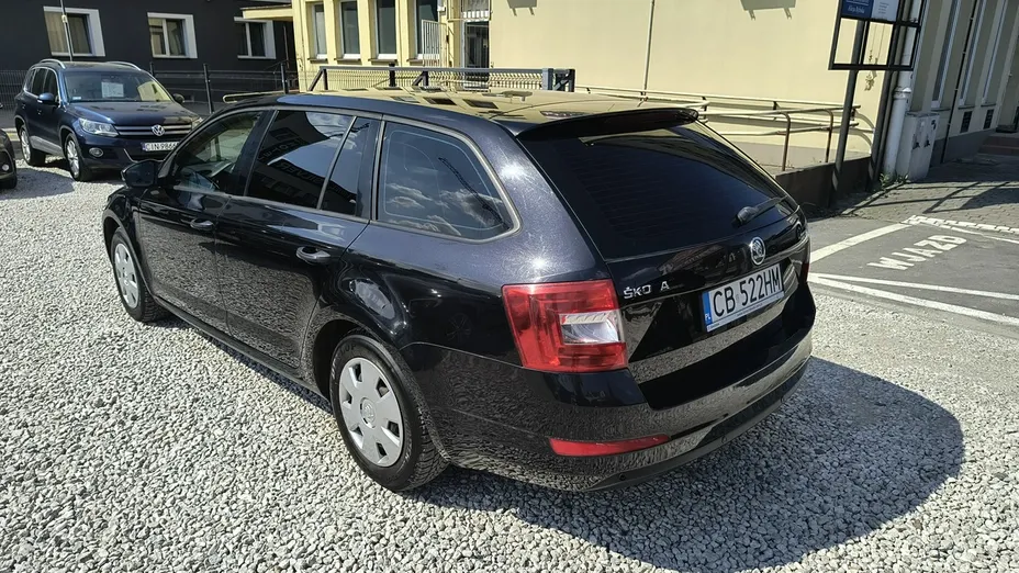 SKODA Octavia -