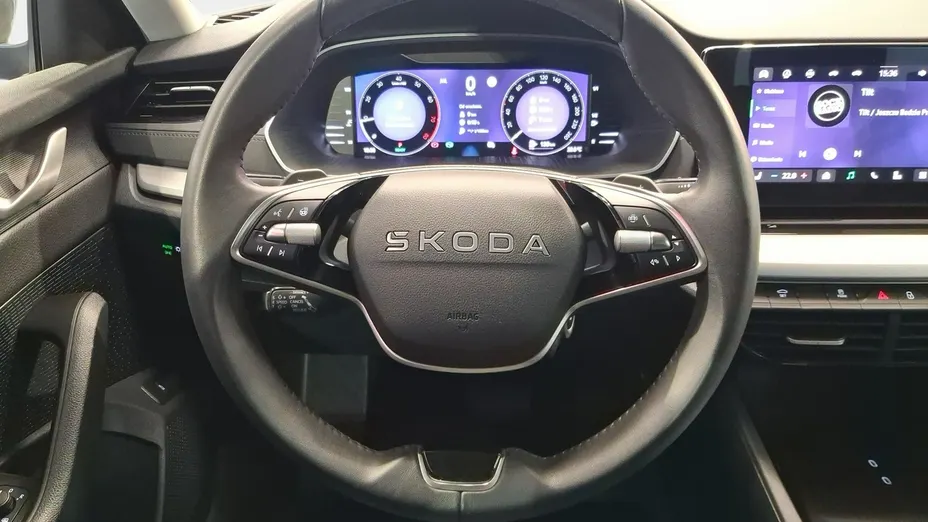 SKODA Octavia -