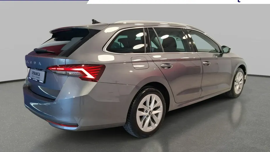 SKODA Octavia -