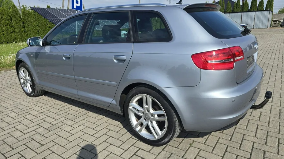 AUDI A3 Sportback -