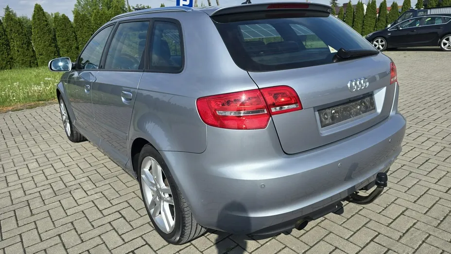 AUDI A3 Sportback -