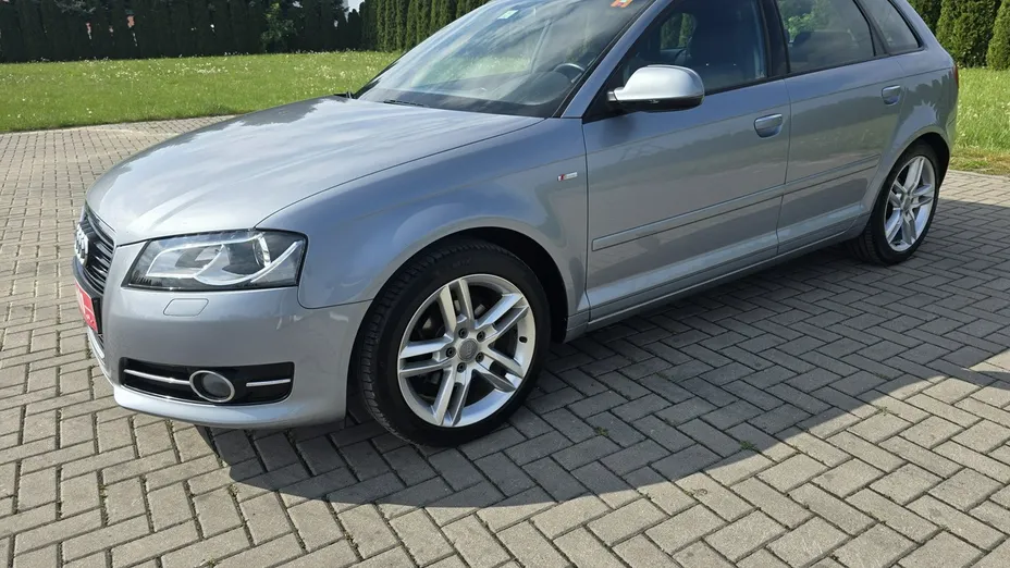 AUDI A3 Sportback -