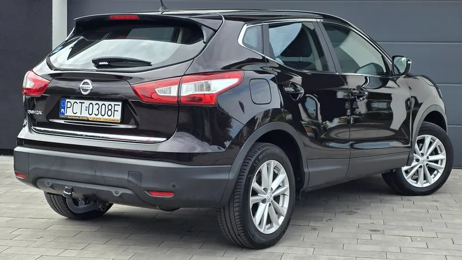 NISSAN Qashqai -