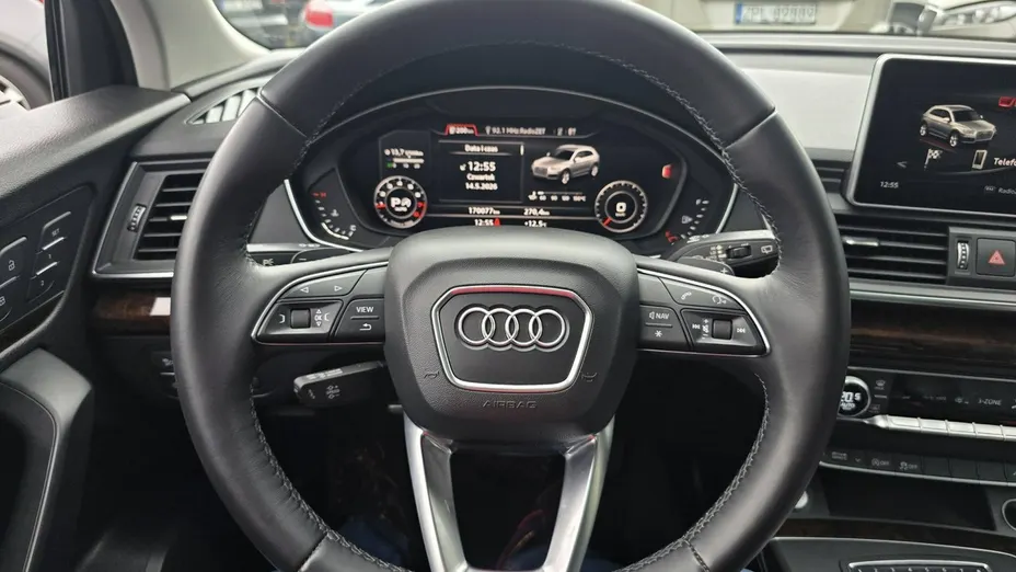 AUDI Q5 -