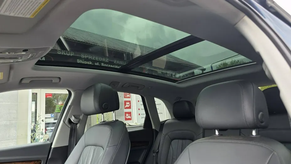 AUDI Q5 -