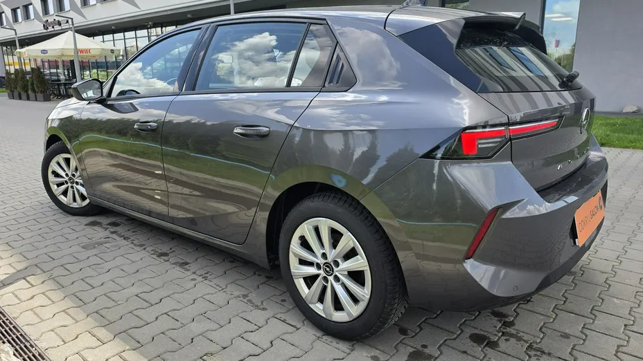 OPEL Astra -