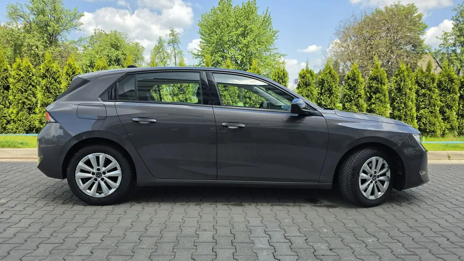 OPEL Astra -