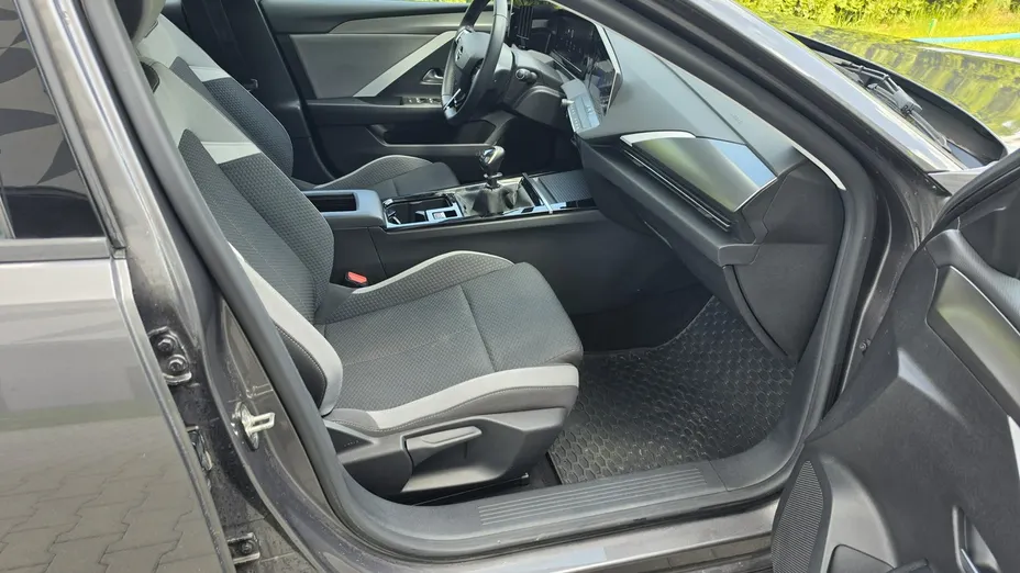 OPEL Astra -