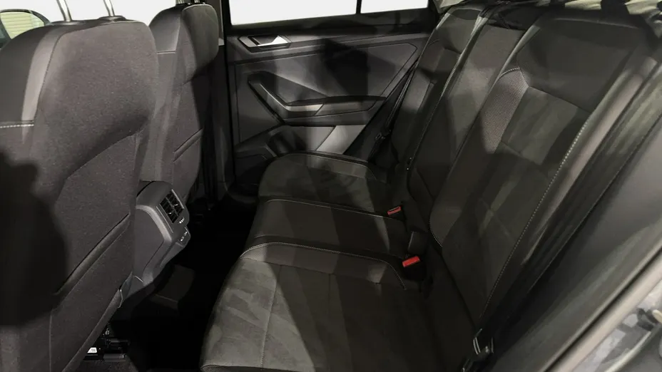 VOLKSWAGEN T-ROC -