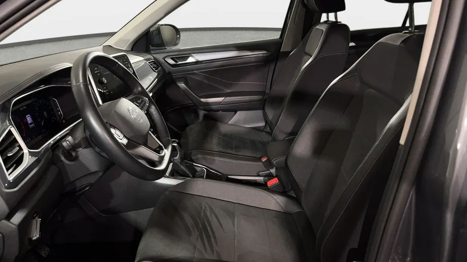 VOLKSWAGEN T-ROC -