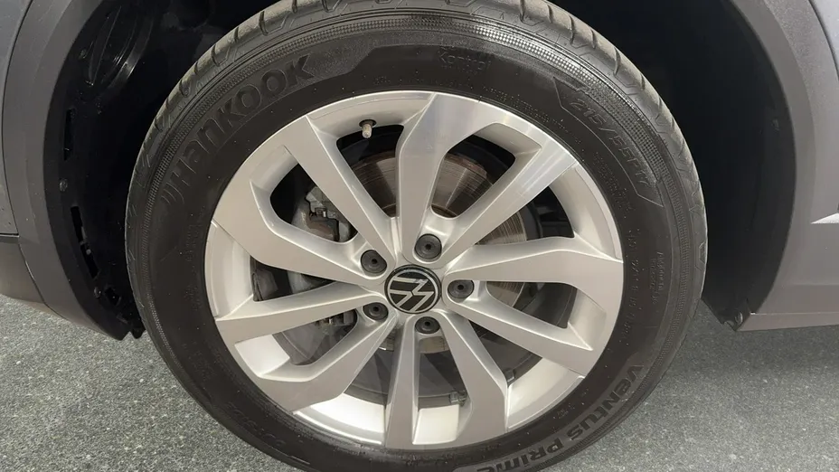 VOLKSWAGEN T-ROC -