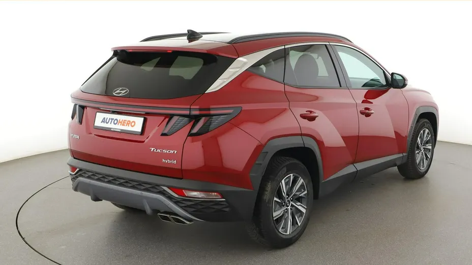 HYUNDAI Tucson -