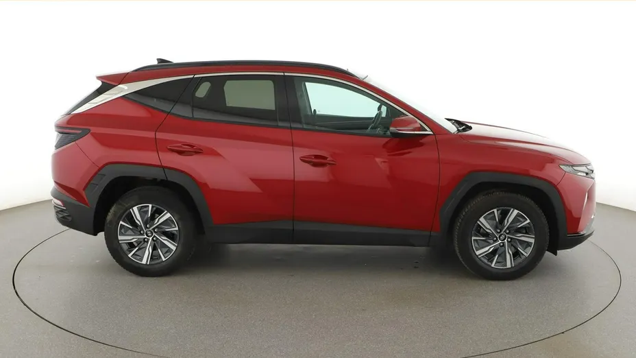 HYUNDAI Tucson -
