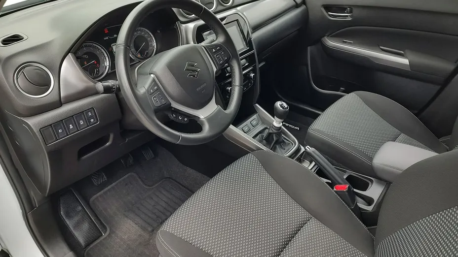 SUZUKI Vitara -