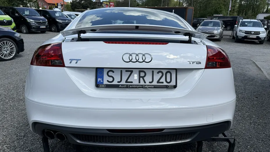 AUDI TT -