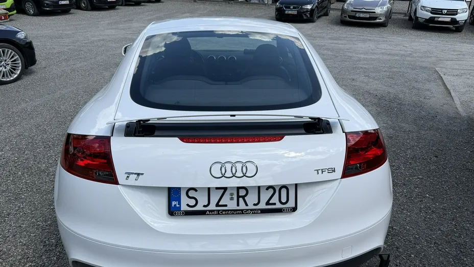 AUDI TT -