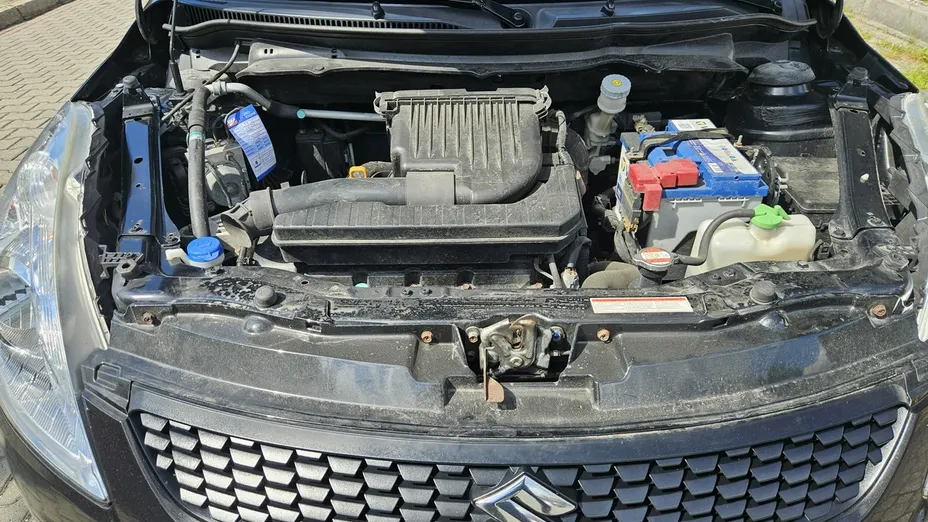 SUZUKI Swift -