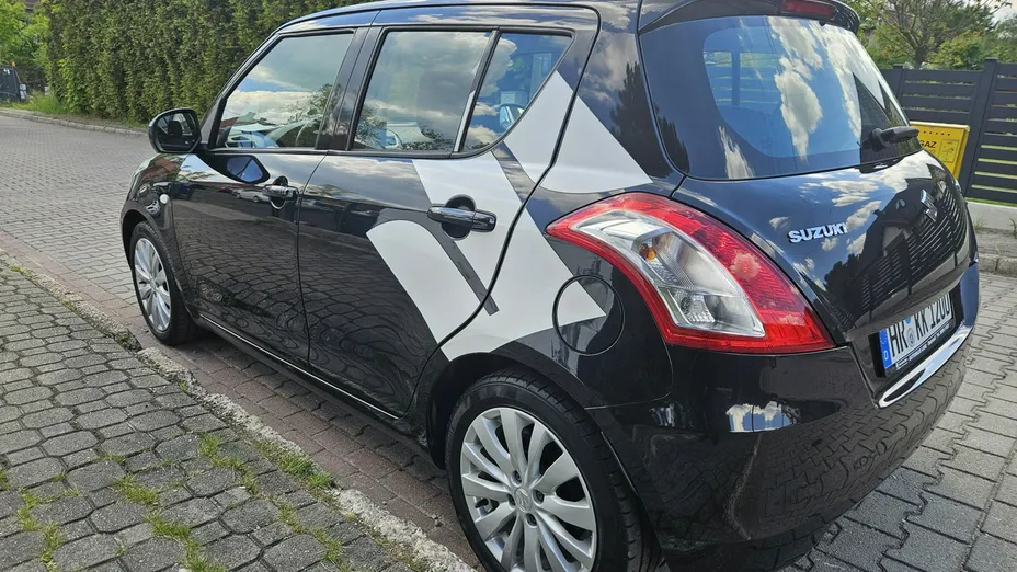 SUZUKI Swift -