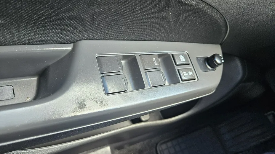 SUZUKI Swift -
