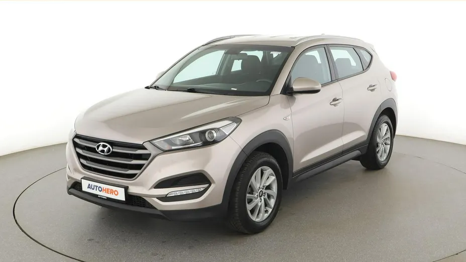 HYUNDAI Tucson -