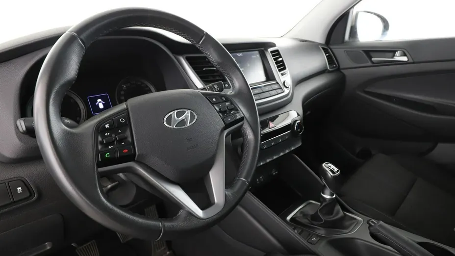 HYUNDAI Tucson -