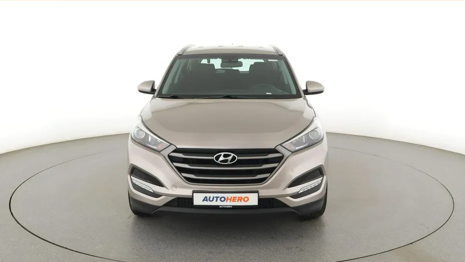 HYUNDAI Tucson -
