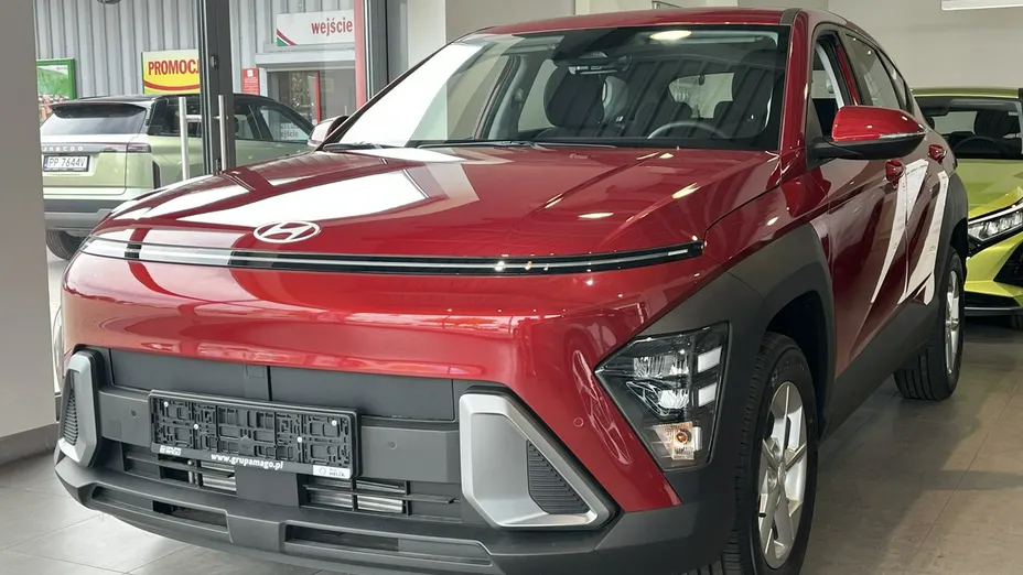 HYUNDAI Kona -
